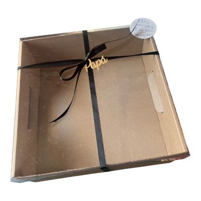Imagen de Caja desayuno con Topper y cinta de raso